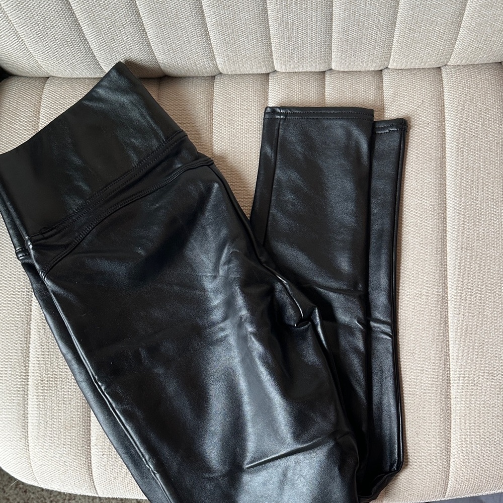 Vince Camuto Black Leggings
